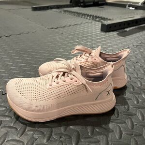 FLUX Adapt Runner Blush- Women’s size 7